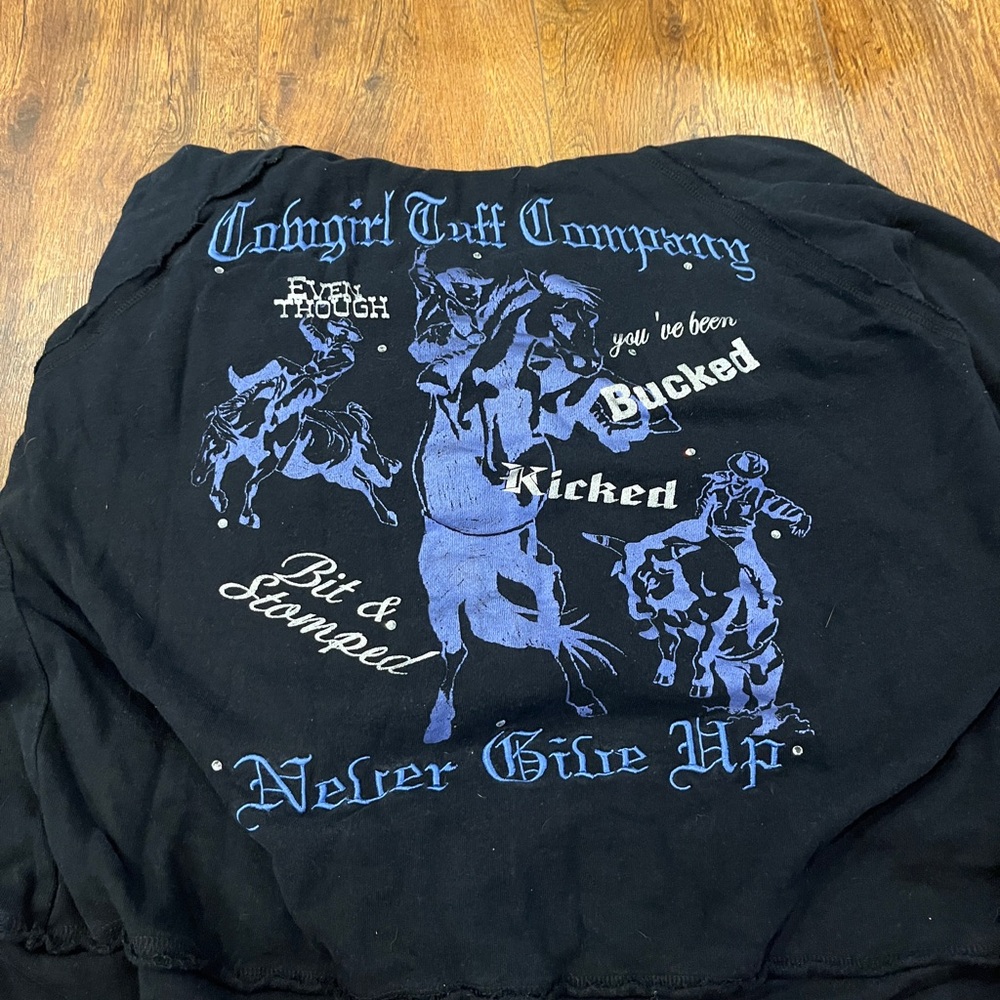 Cowgirl Tuff Black and Blue Graphic Top